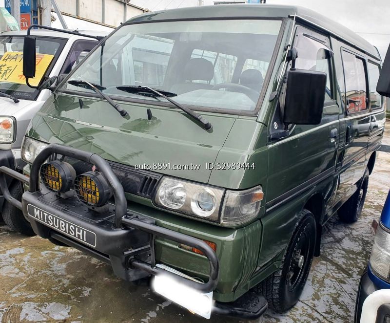 81中古車 三菱delica廂車2 5l 4wd柴油 重金改造黑化軍綠色 內裝完整度極高
