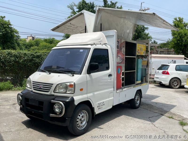 多台販售中行動鷗翼餐車白鐵裝潢收納 儲水槽 煎台餐車客製化改造歐翼餐車 中古車 二手車 價格 圖片 配備 說明 81汽車