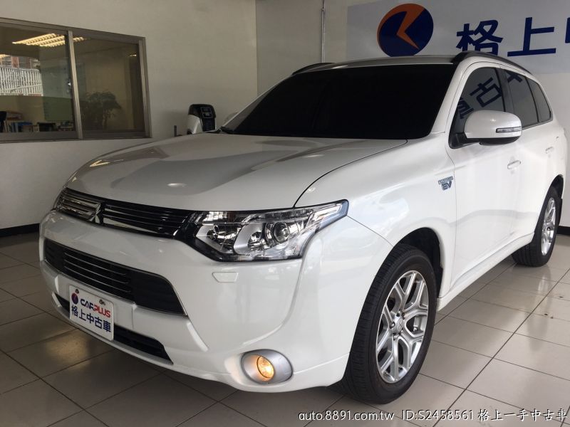 81中古車 三菱outlander Phev 2 0l Outlander 油電版 裕隆集團 格上中古車