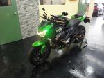 Kawasaki  Z800  街跑