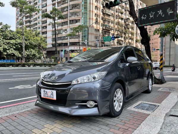 Toyota Wish 最新車款資料 一鍵詢價 專業車評 81汽車