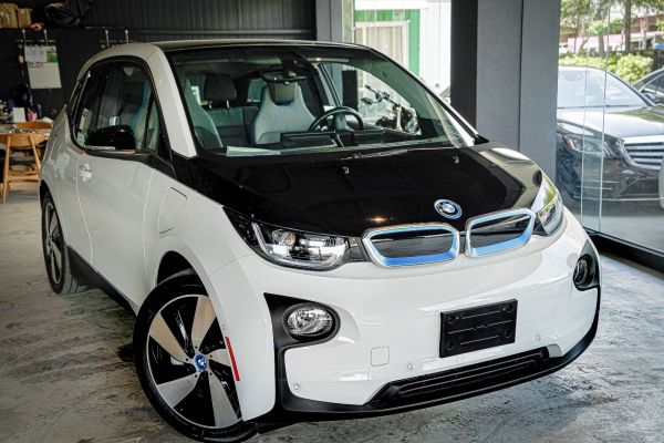 Bmw I3 18款 最新車款資料 一鍵詢價 專業車評 81汽車