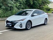 Toyota Prius Phv 81中古車