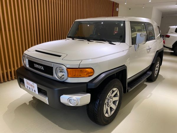 Toyota 豐田中古車 二手車 實車實價 就到81嚴選 81汽車