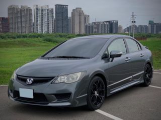 81精選中古車商 捷婕汽車優質中古車 81汽車