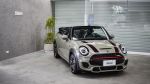 Mini Cooper 正JCW Cabrio 吸...