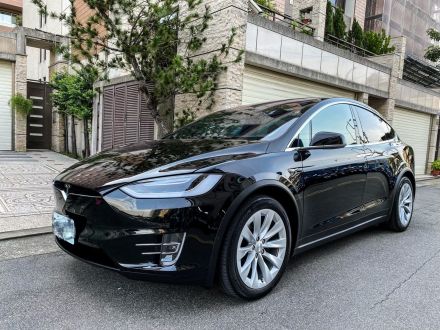 Tesla/Model X  2019款 1.1L以下