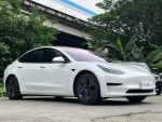 Tesla Model 3 標準版 選配EAP...