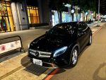 總代理 2016年式 BENZ GLA200 全景天窗 自動停車 實車實價