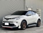 2018 Toyota C-HR 豪華 全車原...