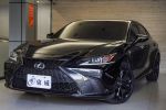 2022 Lexus ES300h F-Sport 保固中 黑色 《東威》