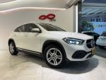 總代理2020 BENZ GLA180 豪華版 原廠保養保固 跟車盲點環景電尾