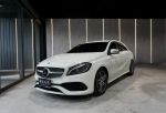 2016年出廠 台灣賓士總代理M-Benz M-Benz A180 AMG運動版