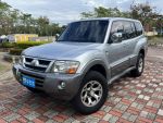 正05年PAJERO 3.8 7人座 黑內...