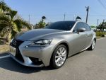 2015 LEXUS IS300h 僅跑八...