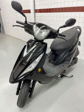  2017年KYMCO-GP-125 鼓煞版(低公里數)#可舊車折抵#笛加車業