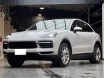 Porsche Cayenne Coupe 全景天...