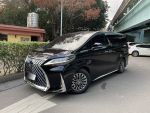 正2021年 Lexus LM 300h七人座...