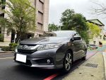 穿梭城市間的代步小車!