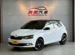 魅力雙色版 環景影像 carplay 免鑰匙 定速 原鈑件 實跑8.2萬公里