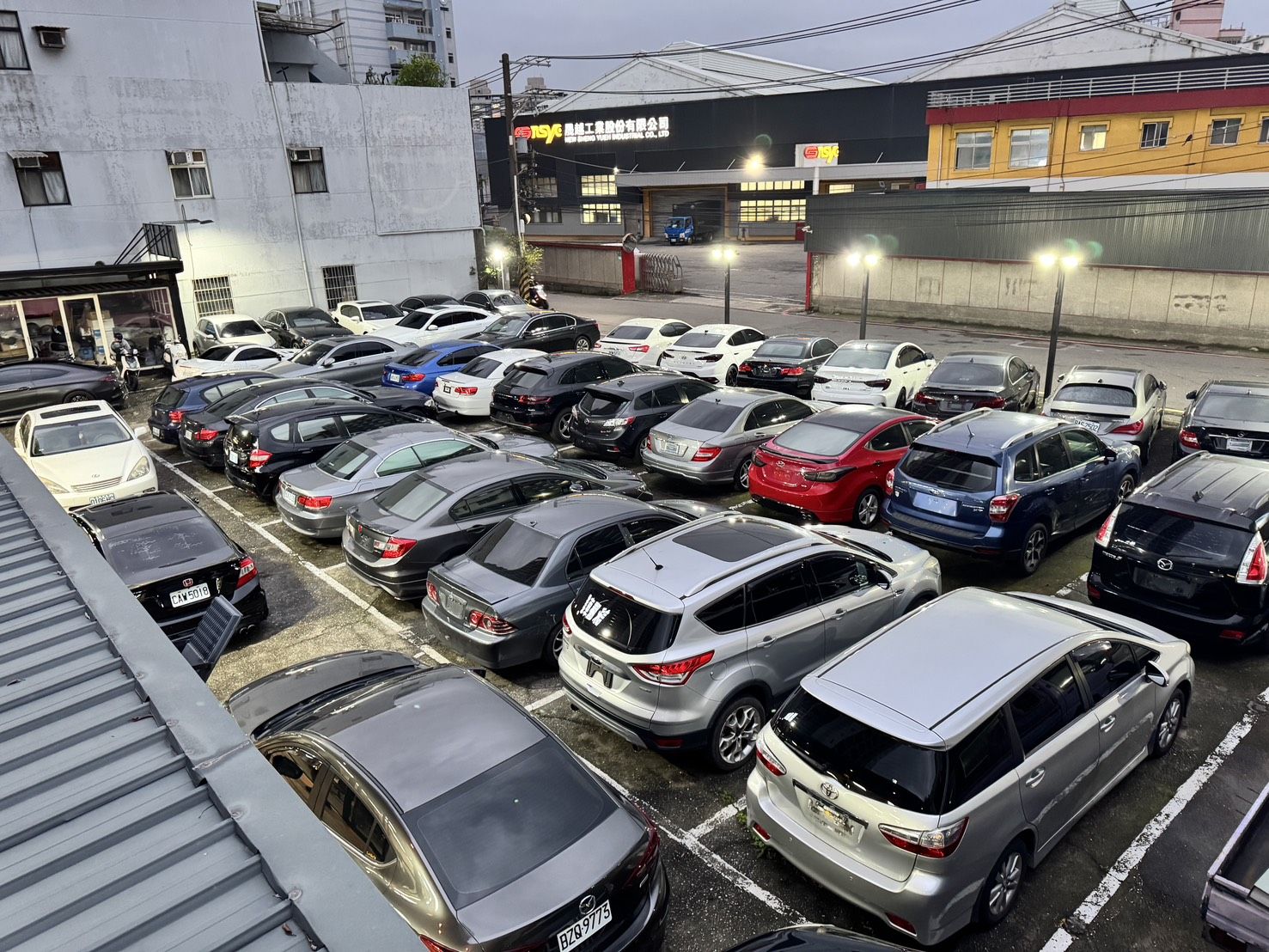 車行圖片