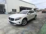 BENZ GLA250  (白) 正2015年出廠 車況漂亮 歡迎賞車詢問