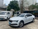 一手車 僅跑3萬多 1.5的稅金2.0的馬力3.0的空間 全速域ACC 9氣囊