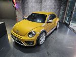 2016 VW BEETLE 1.4T DUNE特式版 賓利鋁圈加持 樂高汽車