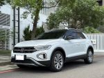 一手車～原廠保固中，原鈑件，內外如新！