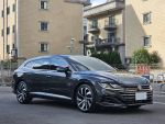 330 R Line 低里程 全車原漆 原鈑件 原廠保固中 內裝外觀氣氛極佳