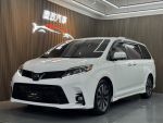 SE運動版不只勾勒帥氣外型,本車更搭載ACC跟車系統,以及加裝多樣實用型配備