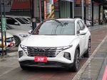 只跑2仟多公里，油電版超省油...