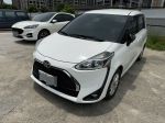 W自售 2022 五人座 有滑門 頂配跑兩萬 一手車 車況優 原板件