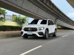 全景天窗、電動座椅、倒車影像