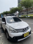 2017年日產小休旅Livinaㄧ手車原版件*跑7萬*盲點偵測+光感應頭燈+電折