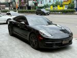 2016年 Panamera 4S 帥氣的...