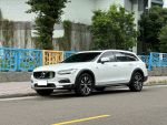 2021 Volvo V90 Cross Country...