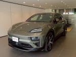 2025年式 PORSCHE Macan turbo...