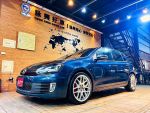 就是要GTI 天窗 11安 換檔快撥 定速 恆溫 多功能方向盤 循跡 ABS