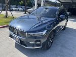 這是台新款的XC60 T8 很漂亮 ...