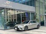 Lexus ES300h F-sport 2024 鈦...