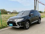 2022 三菱 outlander2.4尊貴七...