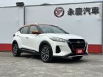 旗艦版 車頂行李架 定速 跟車 ...