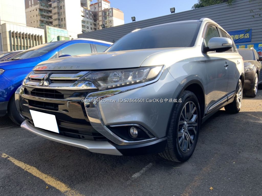 Outlander 4wd 天窗導航ik 一手車況實車實價 中古車價格 圖片 配備 說明 81汽車