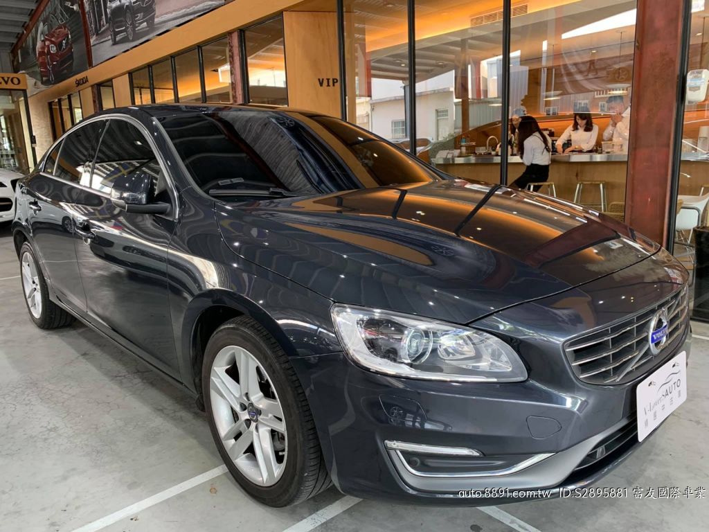 富友國際車業 省油安全轎車超值價格五萬頭款交車 中古車價格 圖片 配備 說明 81汽車