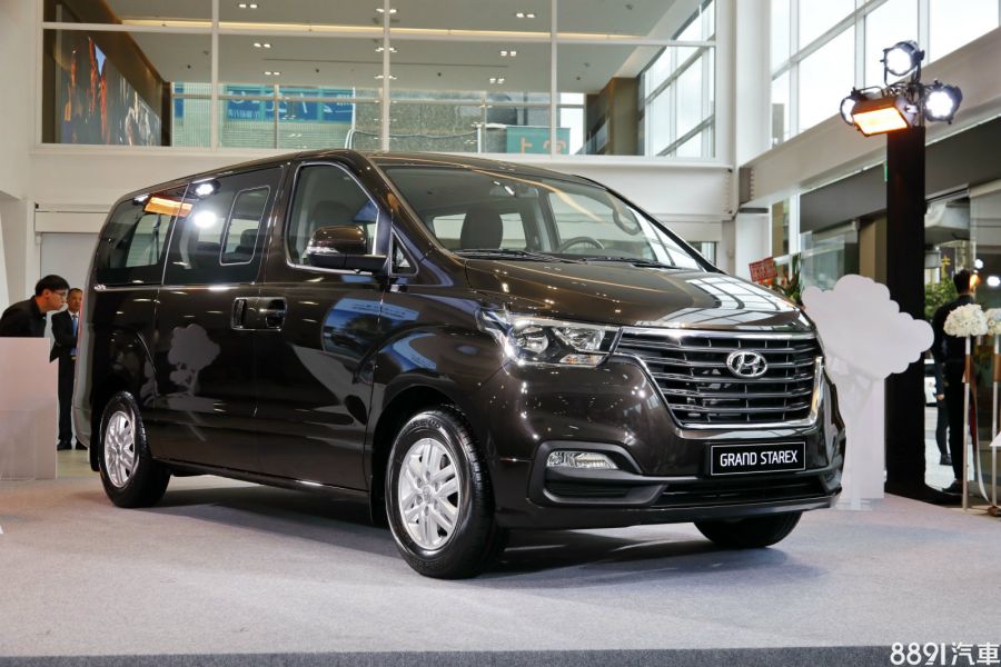 Hyundai grand starex 1